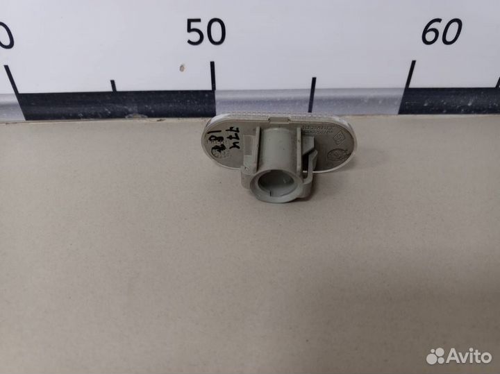 Повторитель на крыло Renault Logan 1 2005-2014