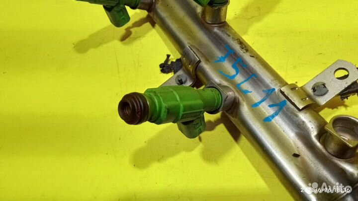 Рампа топливная для Chrysler Voyager 4 2000-2005