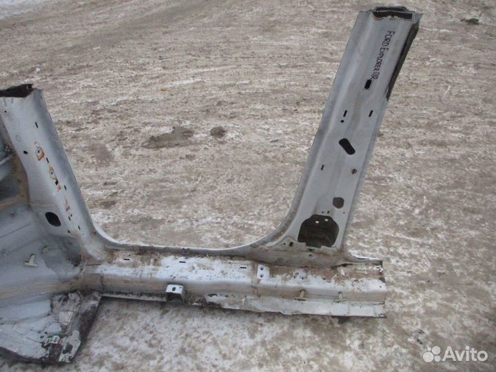 Порог со стойкой правый Ford Explorer 5 (U502)