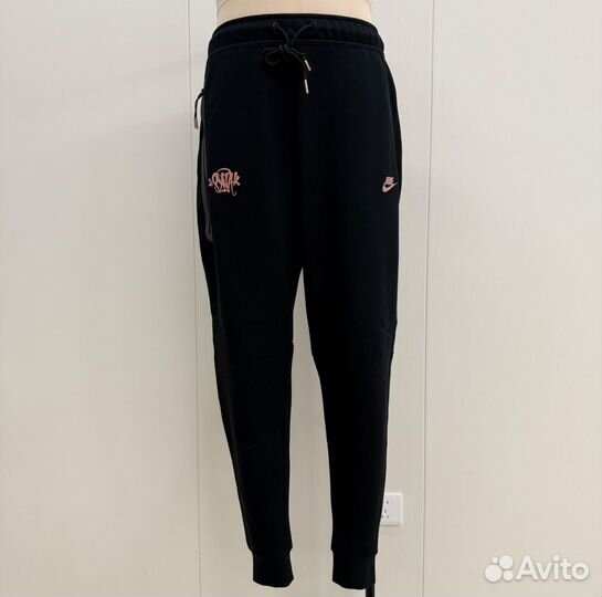 Костюм Nike Tech Fleece x central cee syna world