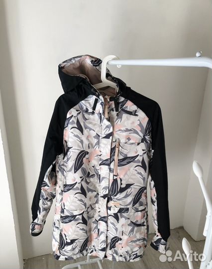 Куртка для сноуборда женская