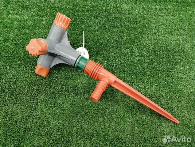 Разбрызгиватель 4-х лучевой на пике, 21х15х14см