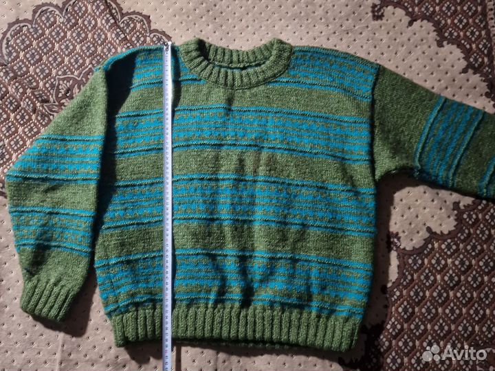 Свитер