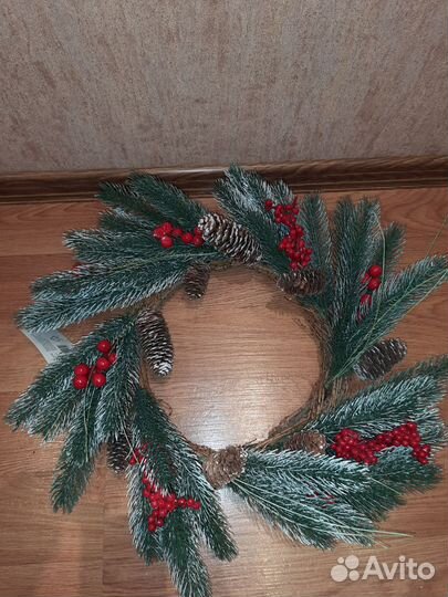 Новогодний венок на дверь