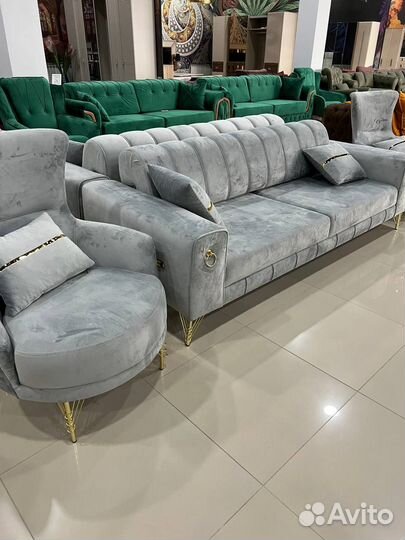 Диван классический