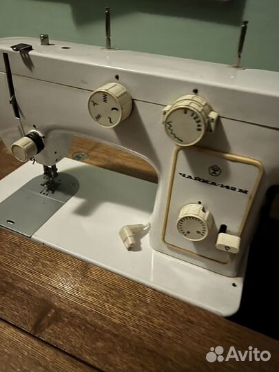 Швейная машинка Чайка
