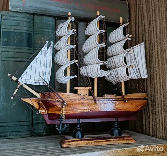 Модель парусника