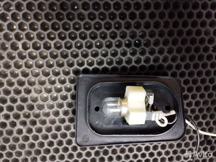 Габаритный фонарь левый Volvo FH4 20409787