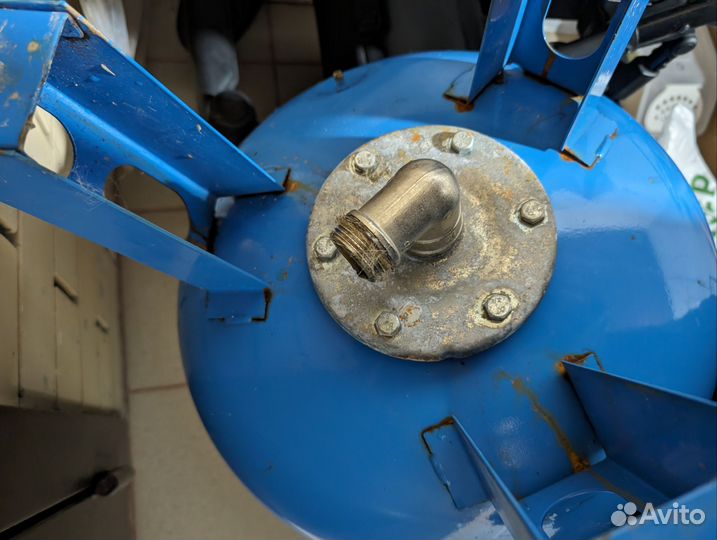 Расширительный бак 10бар WAV-80 Wester