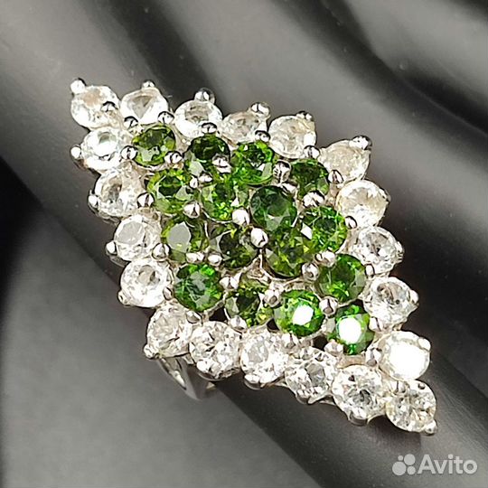 Белый топаз из Африки, хромдиопсид в серебре925р17