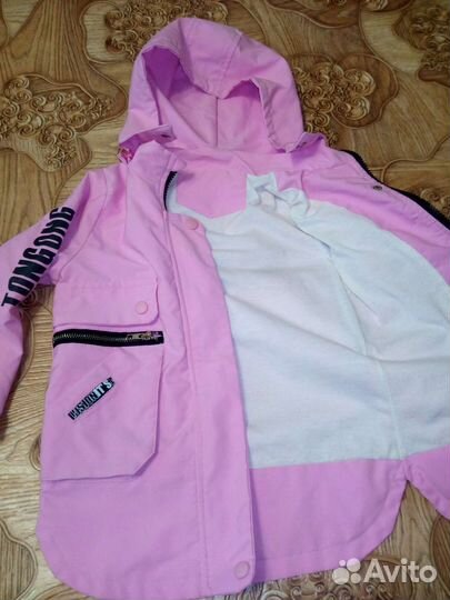 Ветровка для девочки