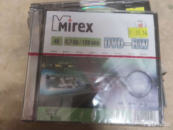 Чистые диски и бокс для дисков