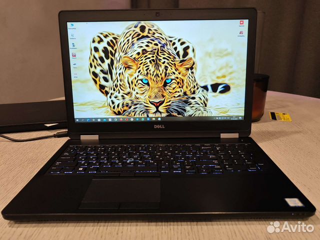 Dell 5570 FHD IPS i7-6830HQ 2.8Ghz/16Gb/512SSD/3Gb