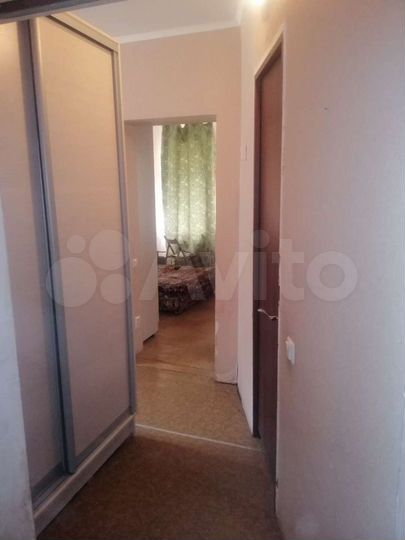 3-к. квартира, 40 м², 2/3 эт.