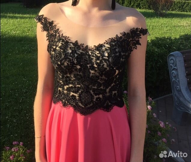 Вечернее платье
