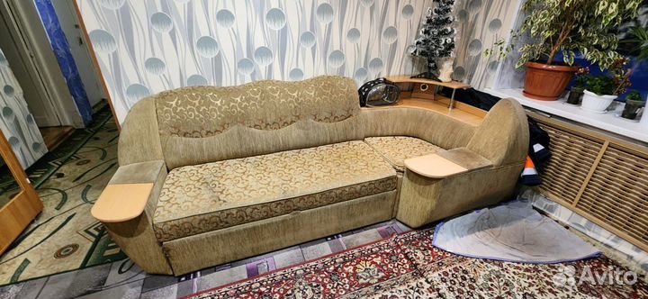 Угловой диван