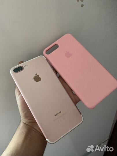 iPhone 7 plus в отличном состоянии