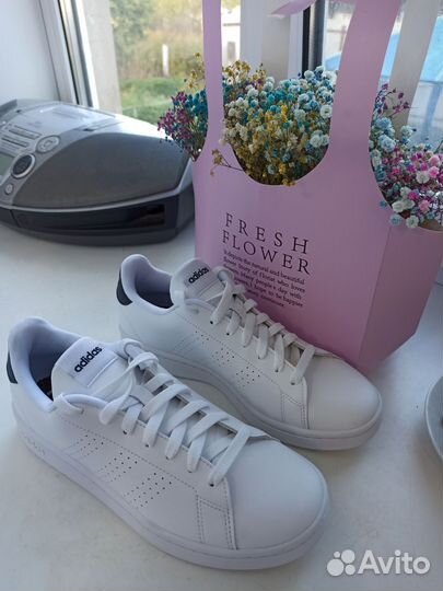 Кроссовки оригинальные adidas