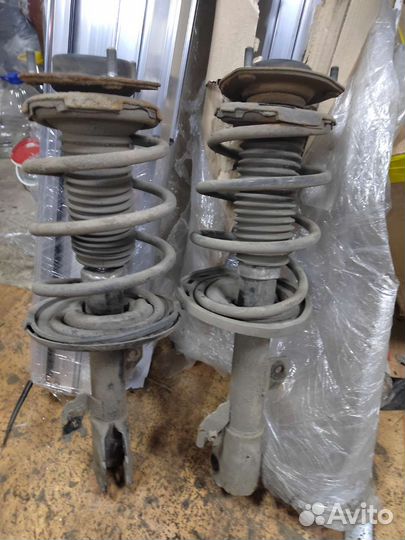 Стойки toyota camry 40