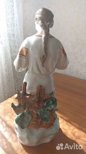 Фарфоровая статуэтка СССР