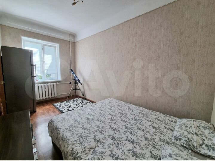 3-к. квартира, 54 м², 3/3 эт.