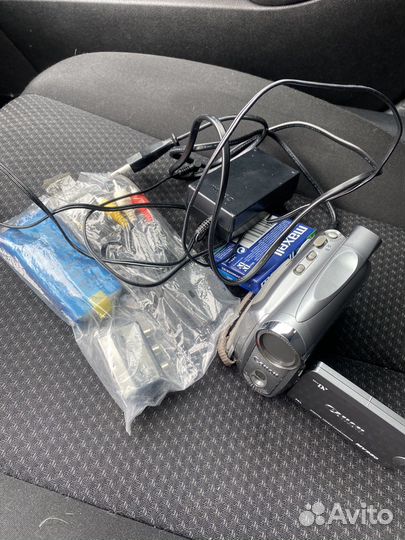 Видеокамера canon