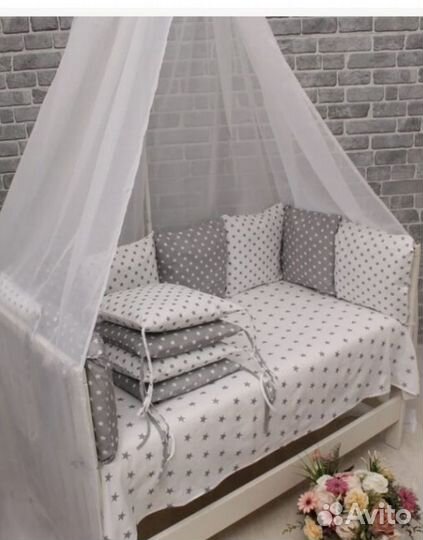 Балдахин в кроватку и бампер