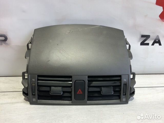 Toyota Corolla 150 Решетка вентиляционная