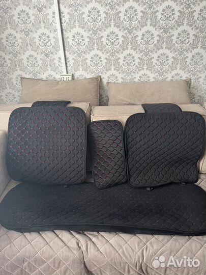 Чехлы универсальные автомобильные