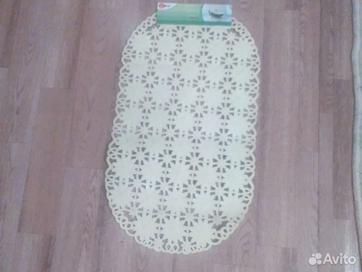 Противоскользящий коврик для ванны