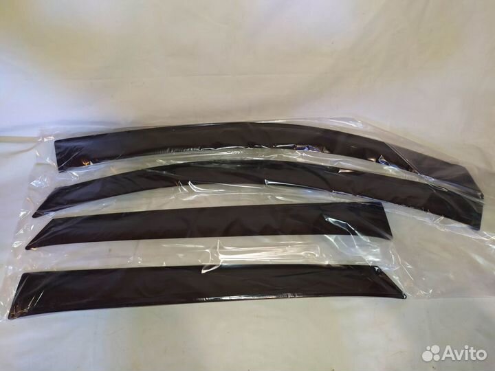 Ветровики hyundai tucson с 2016