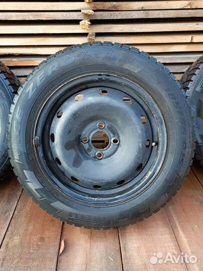 Pirelli Ice Zero 185/65 R15 92T