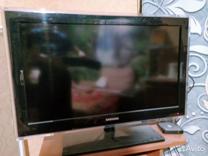 Телевизор Samsung 32