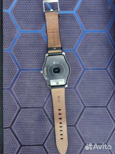 Часы LG Watch Urbane