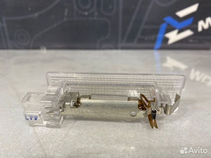 Плафон салона Volkswagen Passat Variant B6 BZB