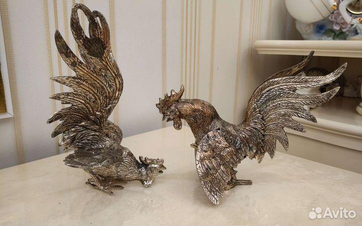 Статуэтка бронзовая петушки