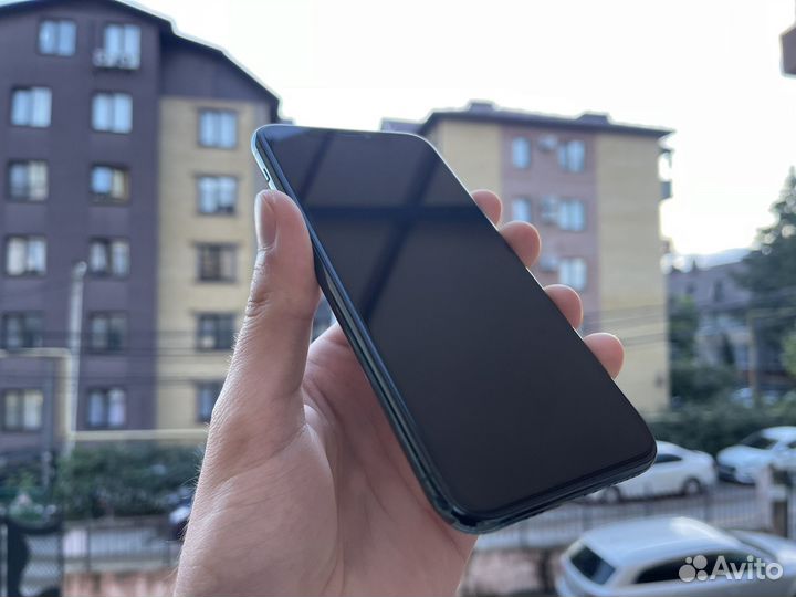 iPhone 11 Pro, 64 ГБ