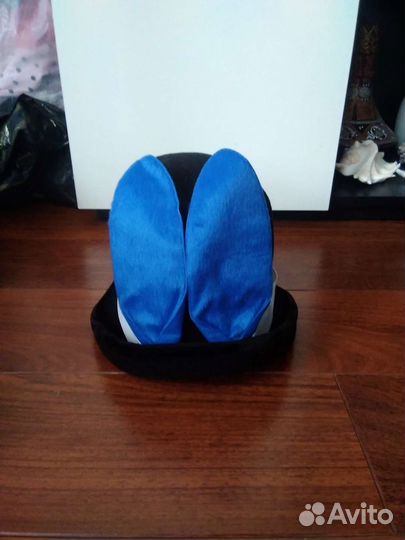 Головной убор Алиса в стране чудес и жук таракан