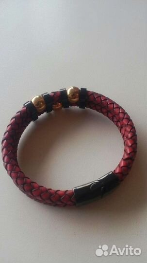 Кожаный браслет