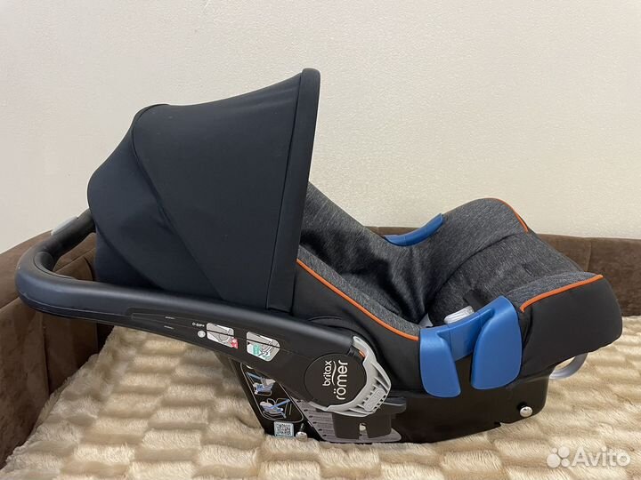 Автокресло детское Britax romer
