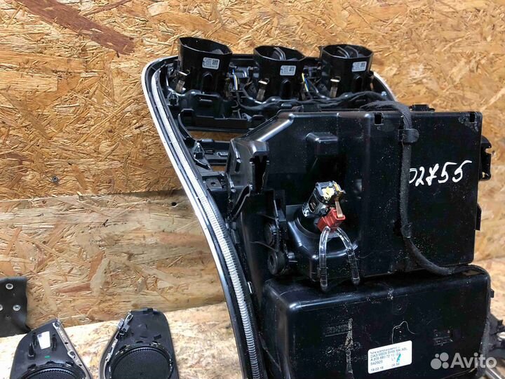 Консоль салона (кулисная часть) Mercedes GLC Coupe