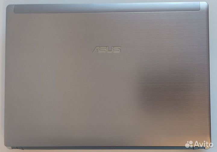 Ноутбук 13.3“ Asus U30SD-RO060V i7/6GB/500GB