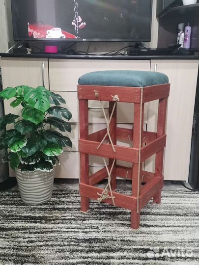 Стул барный
