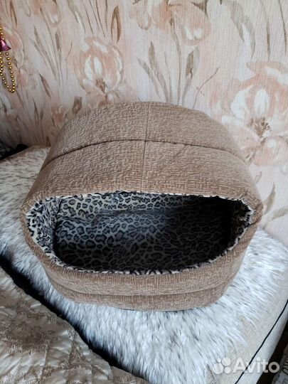 Домик для кошек и собак