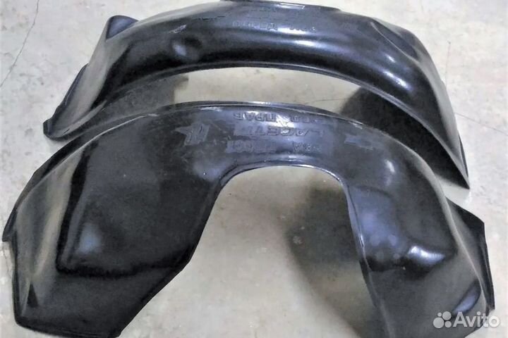Подкрылки на Chevrolet Lacetti