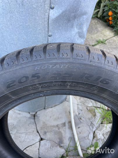 Pirelli Ice Zero FR 205/55 R16