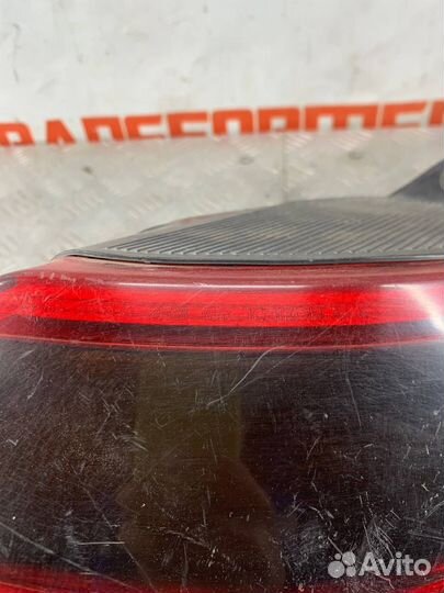 Фонарь задний правый Тойота Калдина