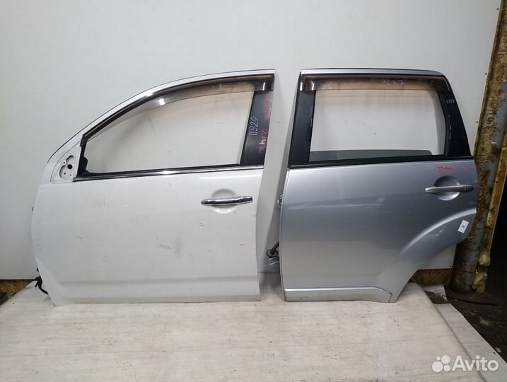 Дверь на Mitsubishi outlander XL оригинал