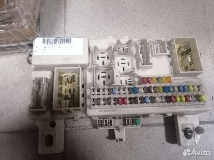 Блок монтажный ford focus