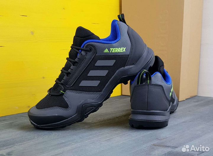 Зимние Adidas Terrex кроссовки новые мужские